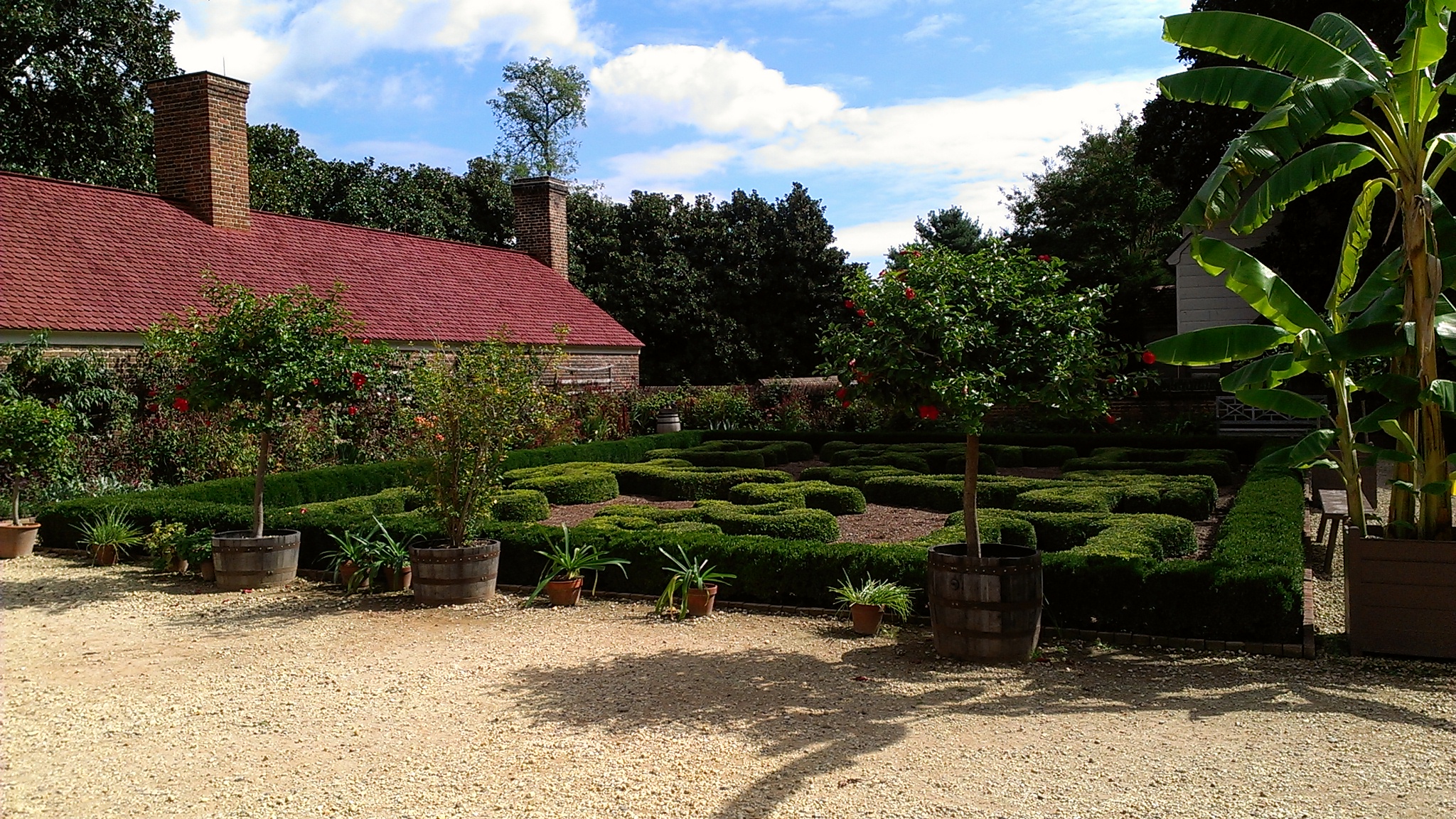Saunders Brothers Nursery, Orchard & Farm Market